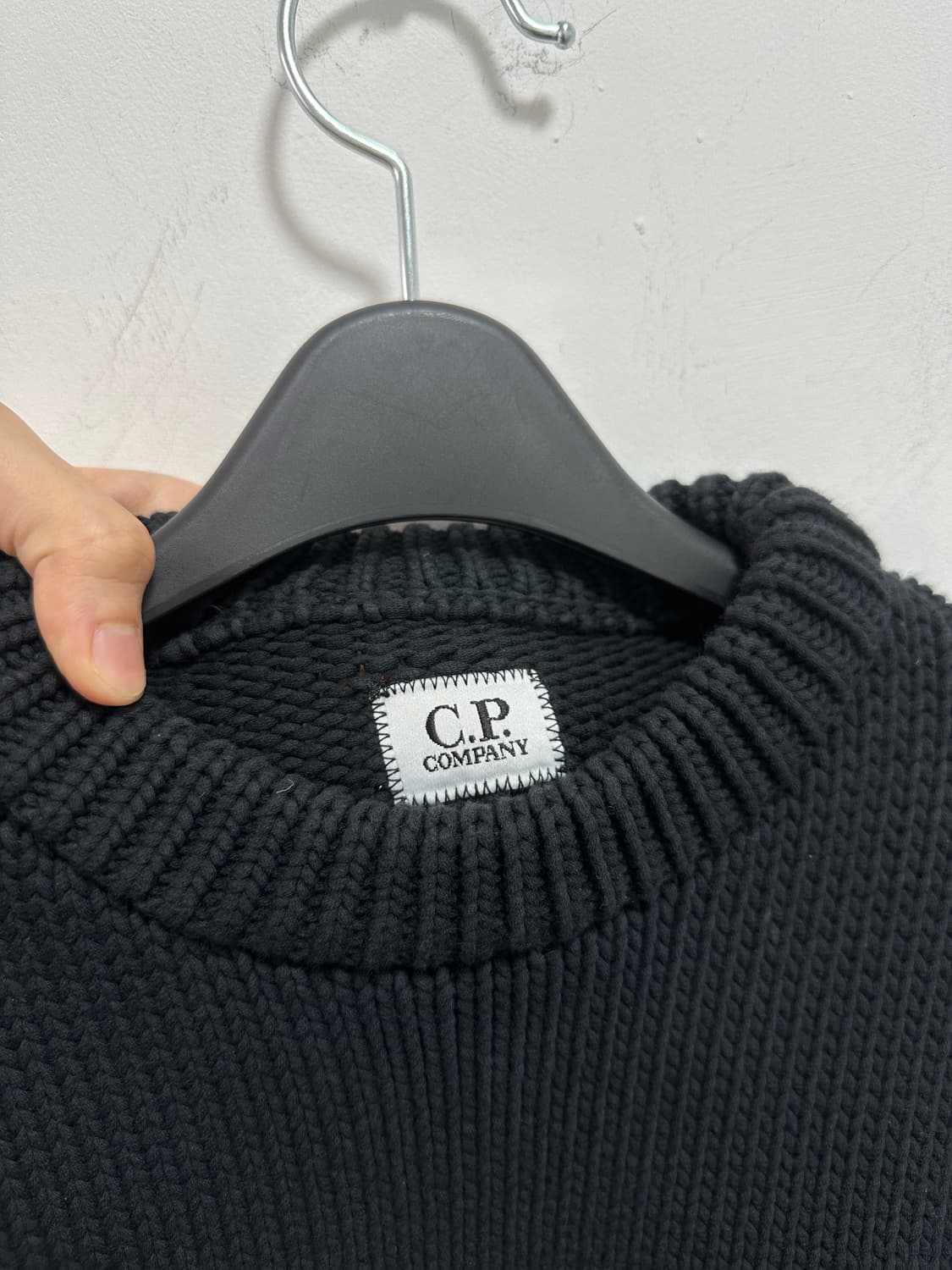 C.P. Company crew neck black knit 상품이미지3
