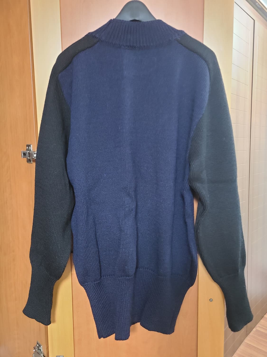 노스씨클로딩 카데트 울 니트 스웨터 블랙 네이비 상품이미지5