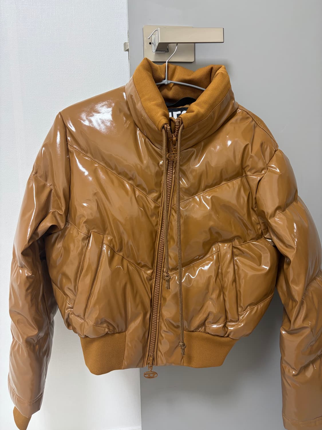 디젤 크래마 크롭패딩 xxs 상품이미지1