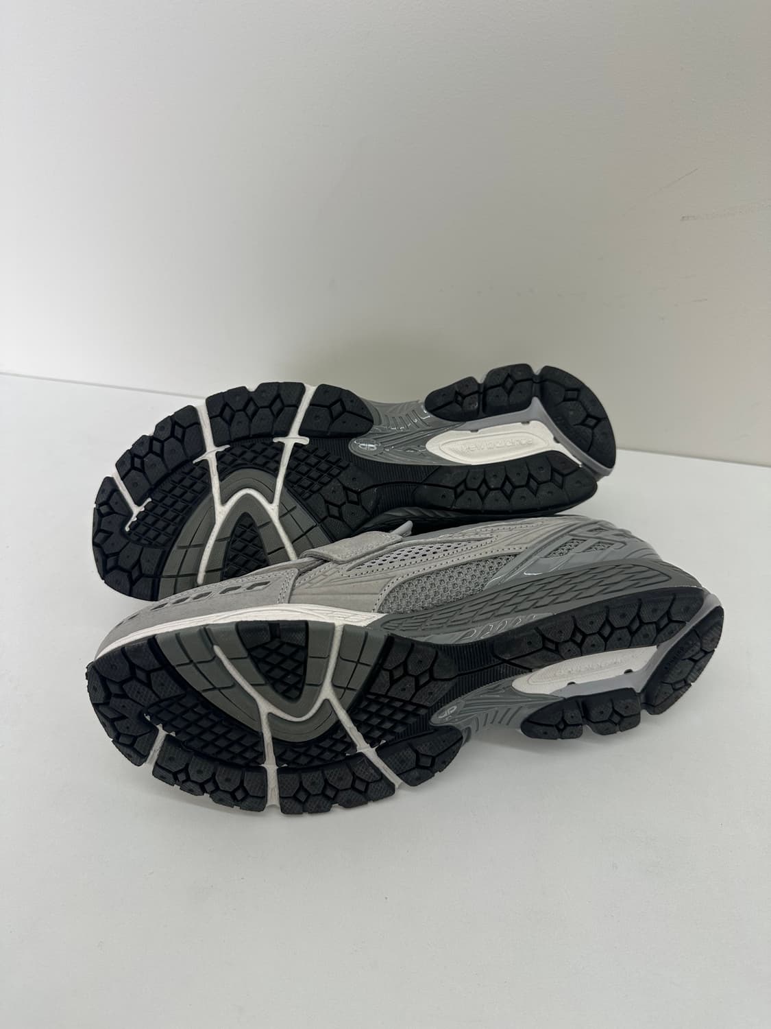 뉴발란스 1906L 그레이 290(택 없는 새제품) 상품이미지3