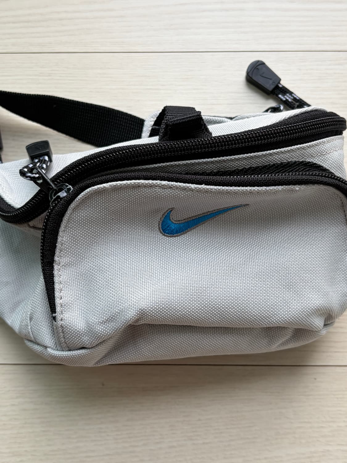 00s Y2K 올드 나이키 고프코어 보조 가방 (메신저백) 상품이미지2