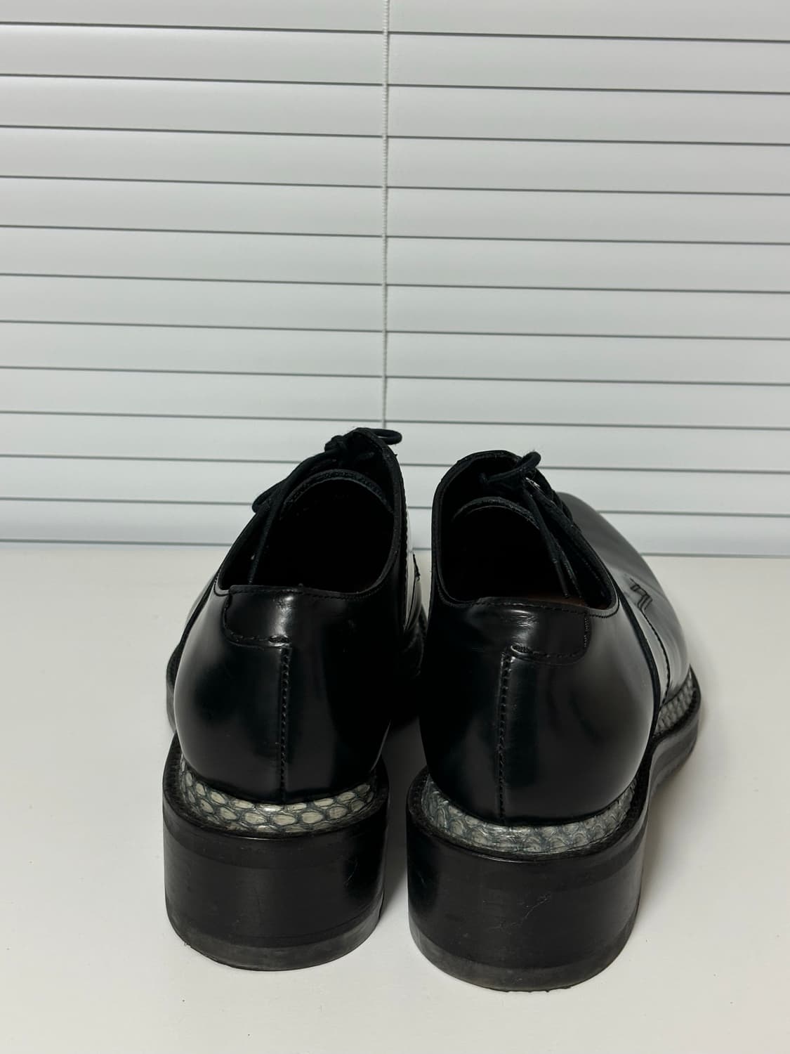 아크네스튜디오 로퍼 38 상품이미지3