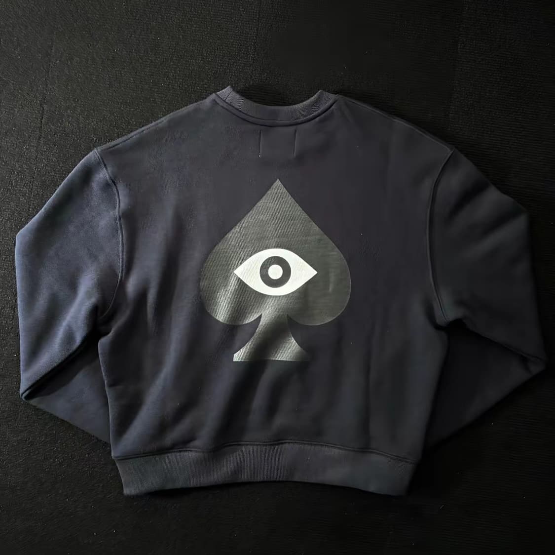 임채윤 맨투맨 네이비 상품이미지4