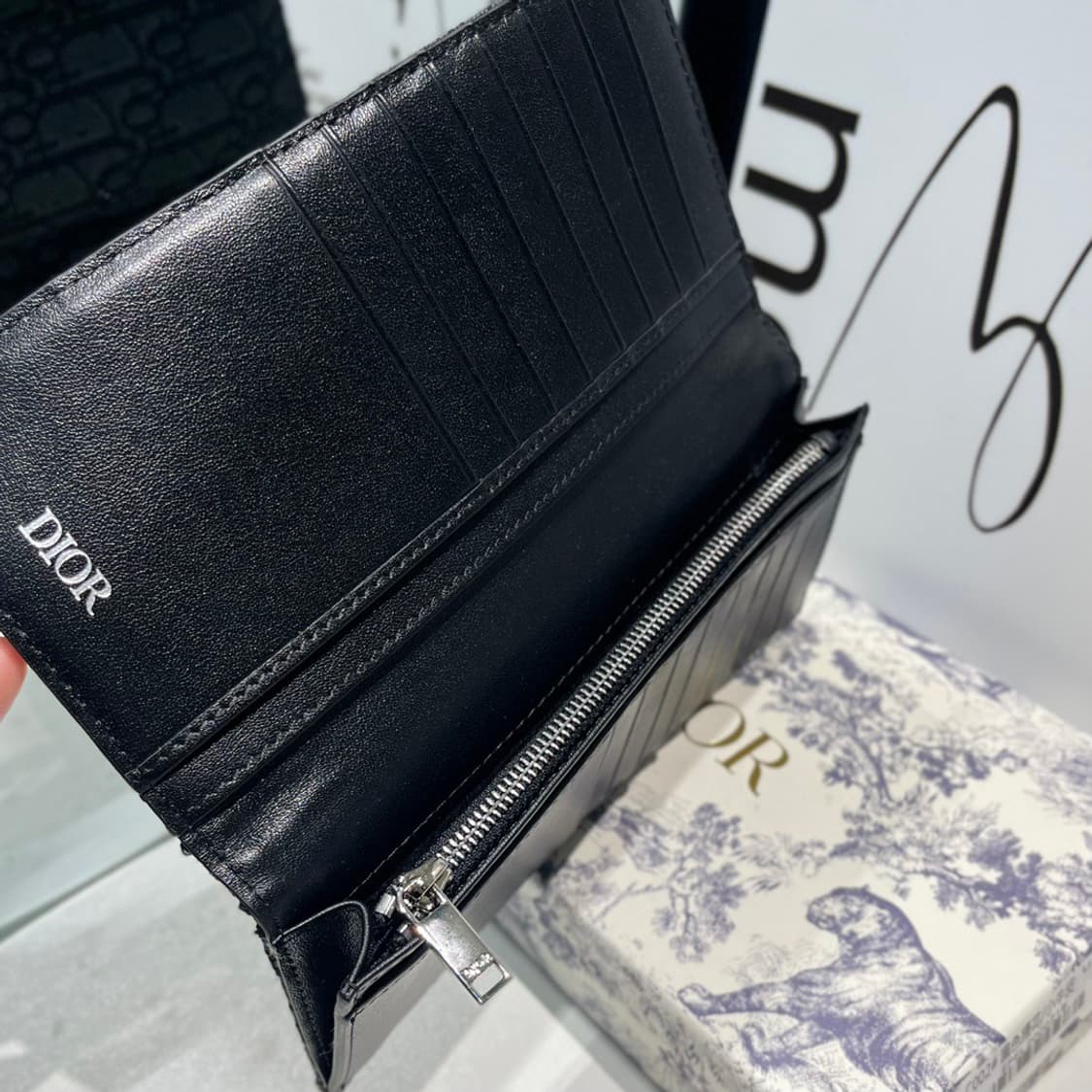디올 2단 카드 홀더 블랙 디올 오블리크 자카드 상품이미지6