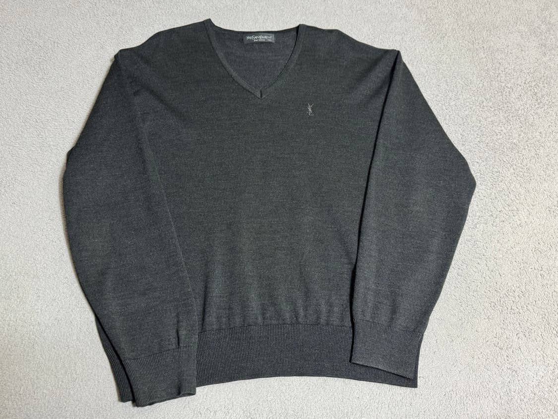 YSL 생로랑 차콜 그레이 V넥 울 니트 상품이미지1