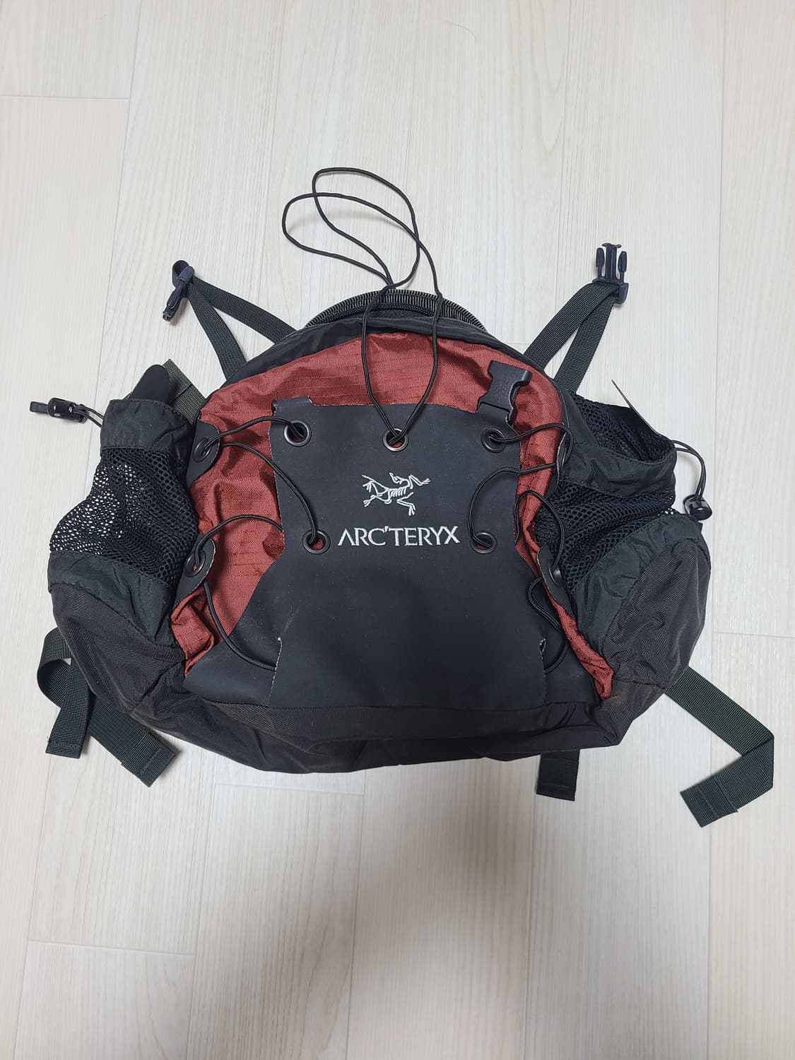 아크테릭스 Q10 럼버백 상품이미지1