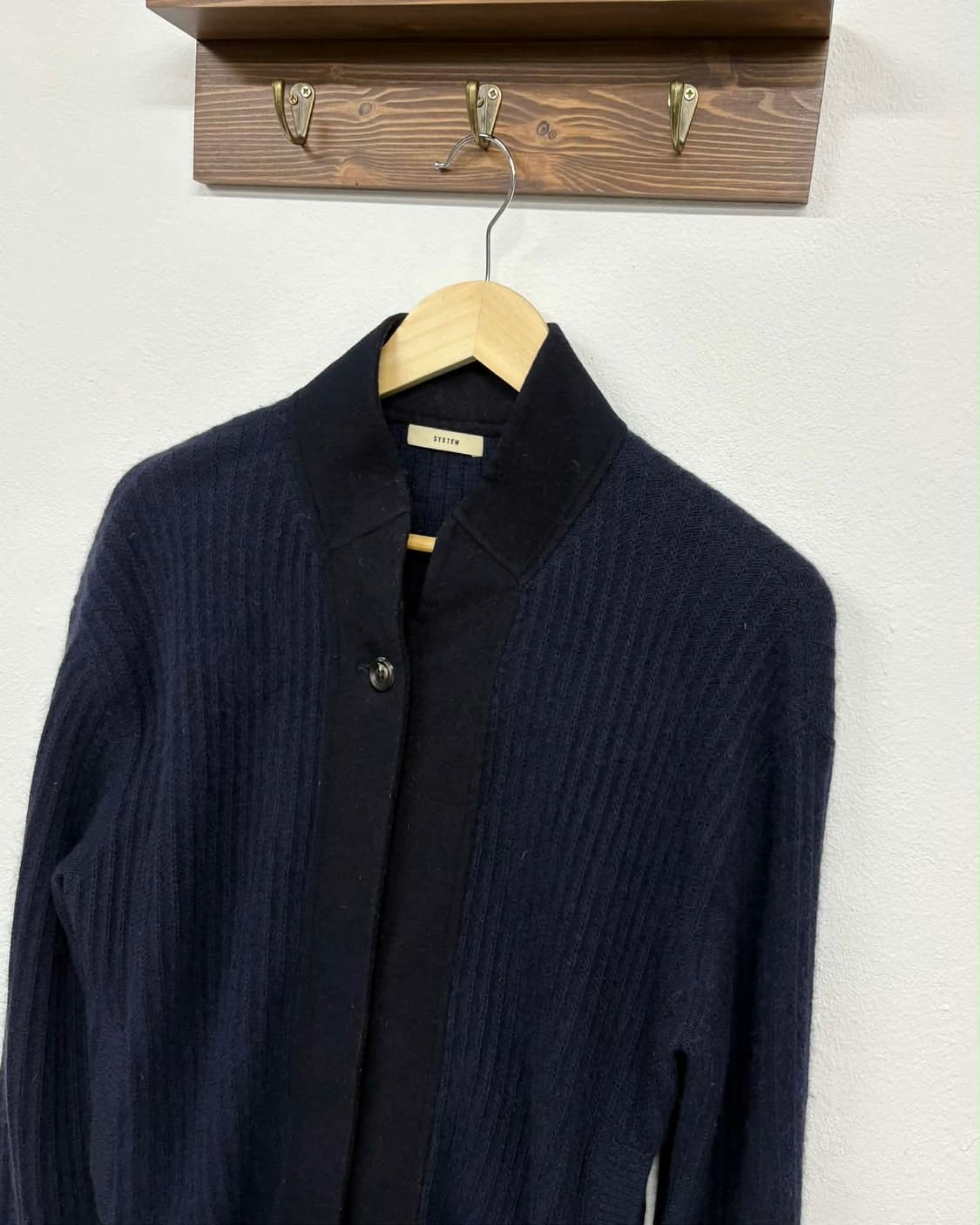 [90] 시스템 한섬 준신형 라쿤 울 네이비 니트 가디건 상품이미지5