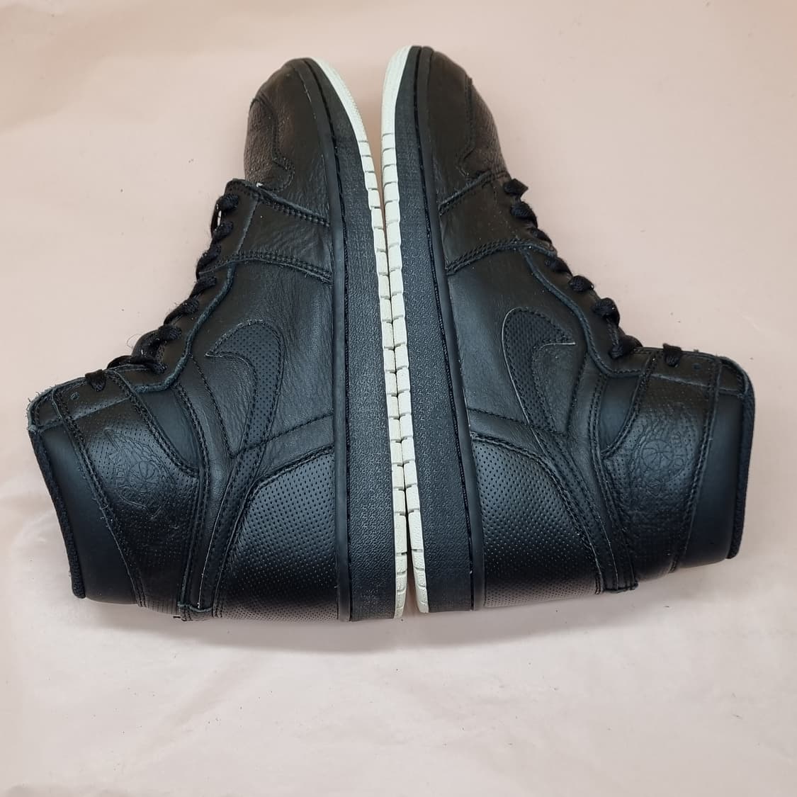 나이키 에어 조던 1 레트로 하이 OG 블랙 265 상품이미지5