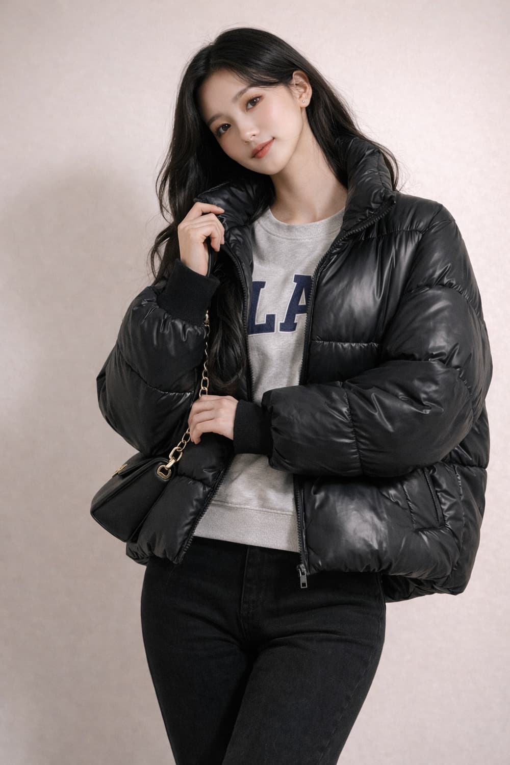 스파오(SPAO) 유광 블랙 푸퍼 패딩 상품이미지1