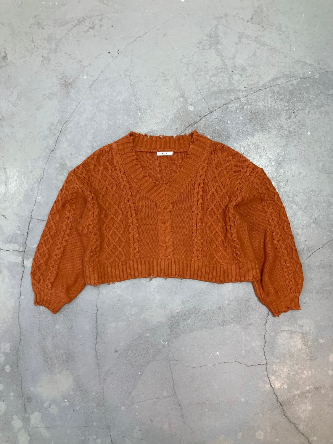 burnt orange v-neck cropped knit 상품이미지1