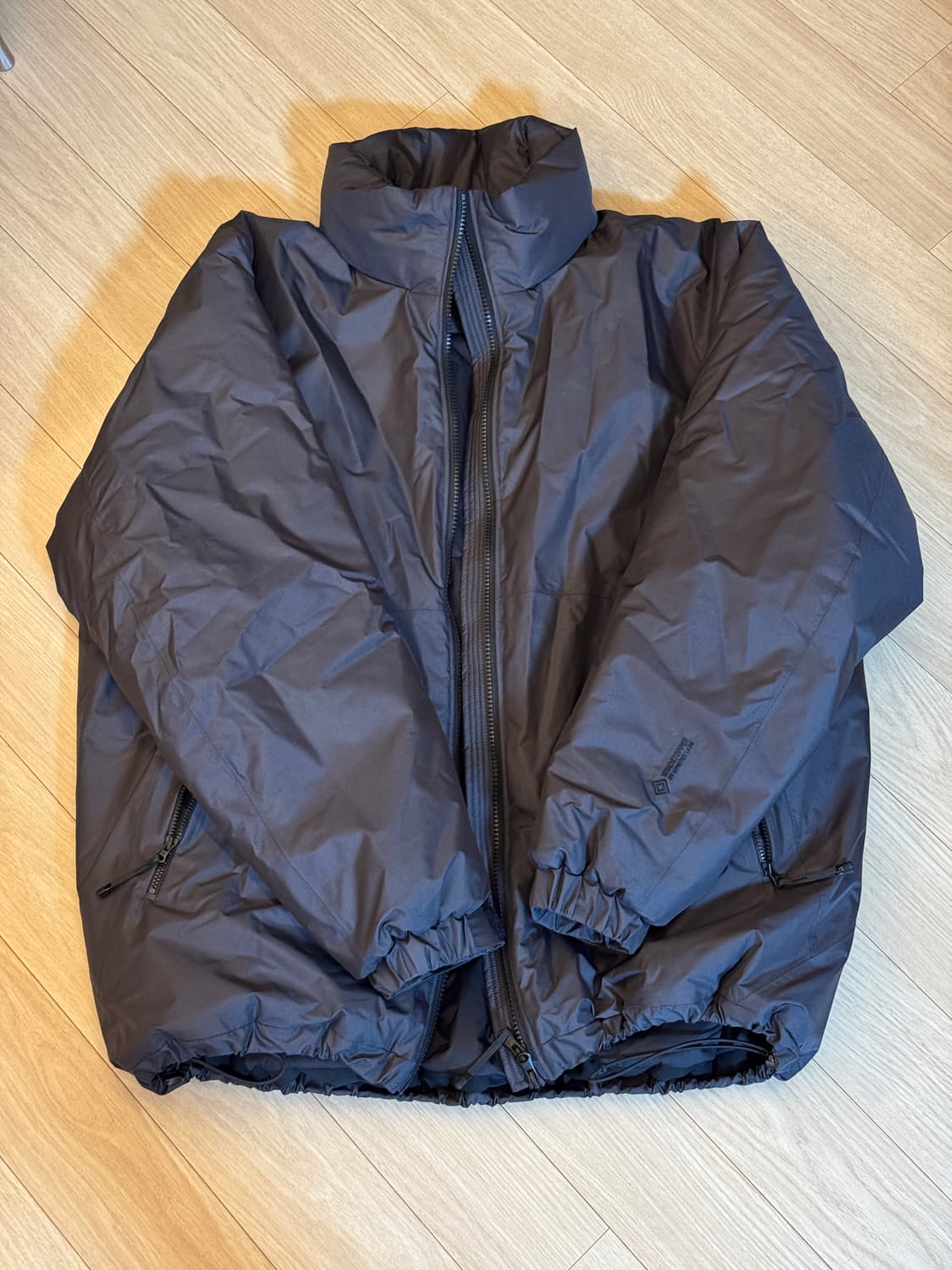 [105-110] 골드윈 고어텍스 랩 퍼피 자켓 챠콜 상품이미지1