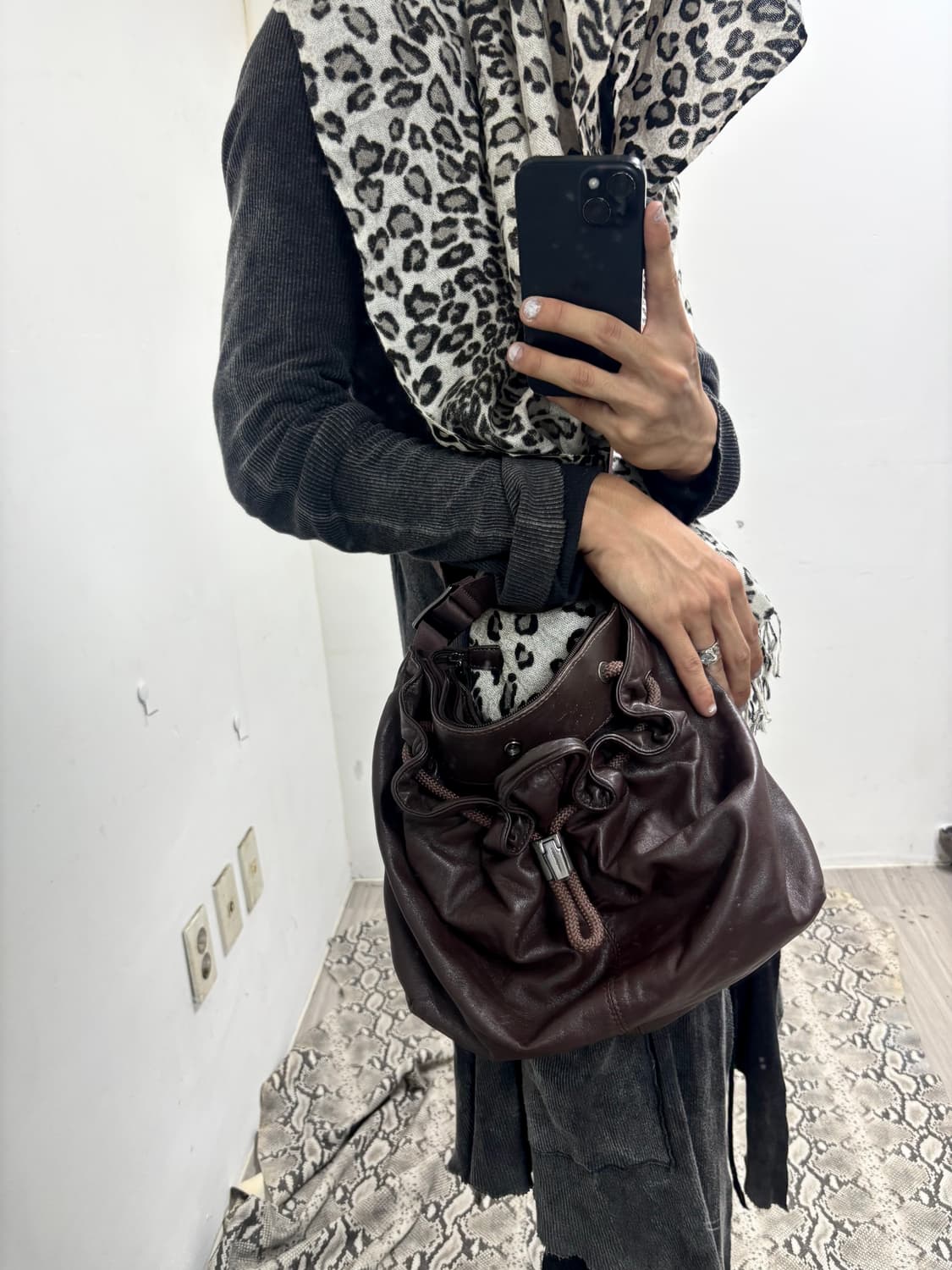 “Vintage” Y2K Brown Leather Bag 상품이미지3