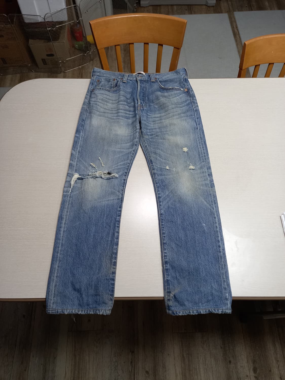 32 08's 리바이스501 데미지워싱 일자진 32-377 상품이미지1