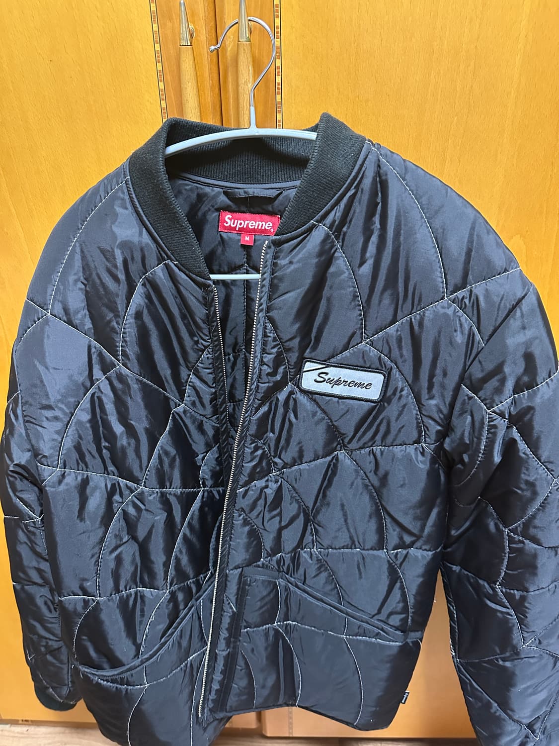 슈프림 퀼팅자켓 상품이미지1