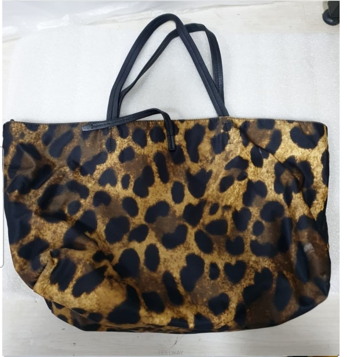 명품 살바토레 페라가모(정품)레오파드무늬 레이디 빅숄더백 쇼퍼백 에코백  상품이미지2