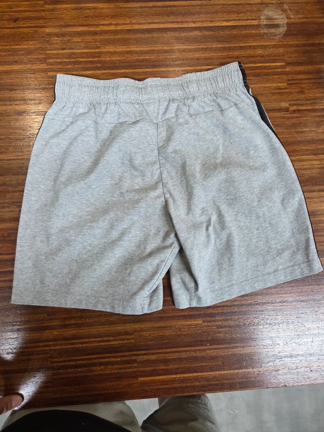 아디다스 에센셜 삼선 쇼츠반바지 L 상품이미지2