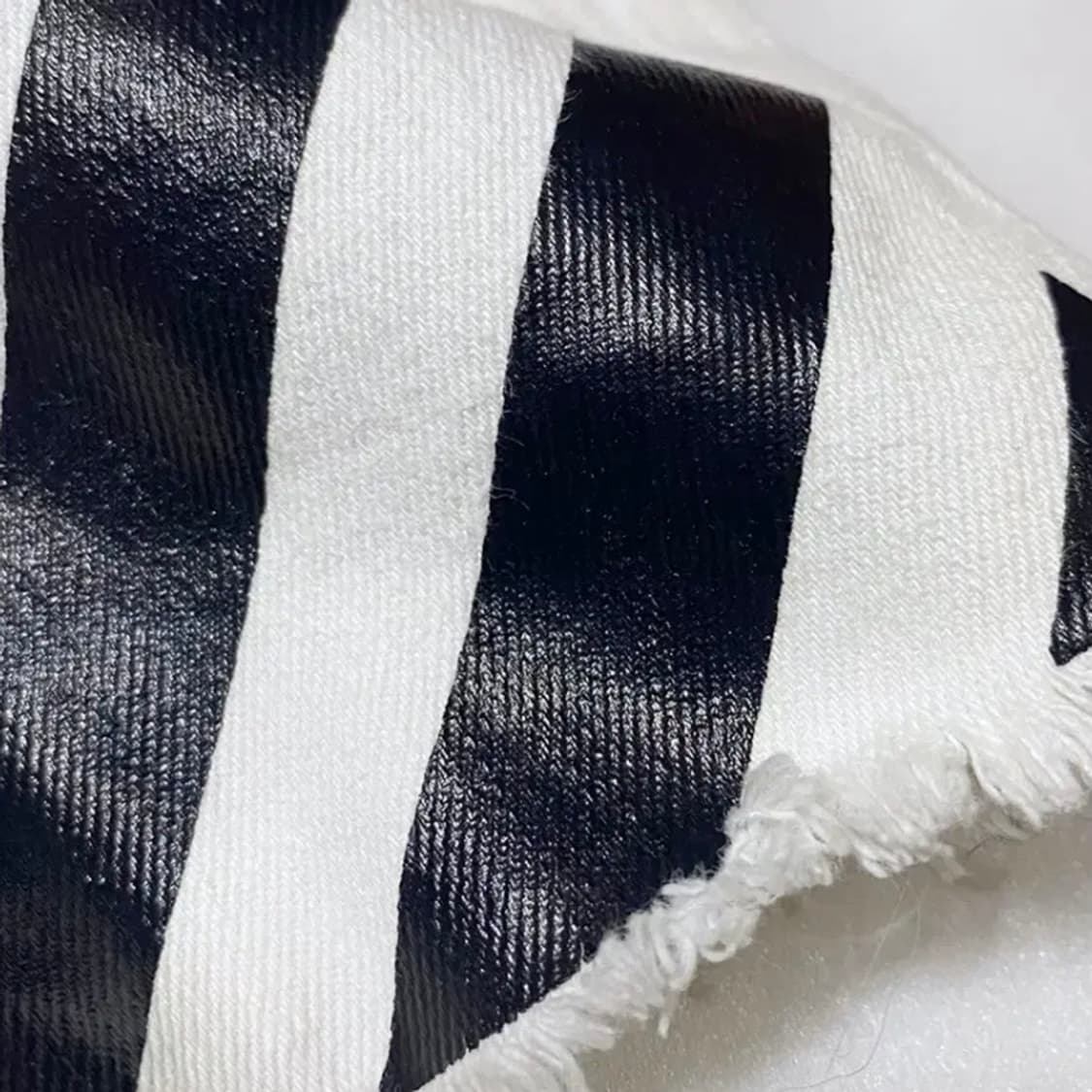 [정품] Off-White 오프화이트 이글자수 화이트데님 반바지(30) 상품이미지8