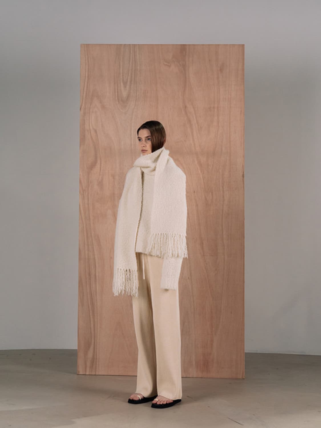 [착용샷O] Le917 르917 boucle basic pullover 상품이미지8