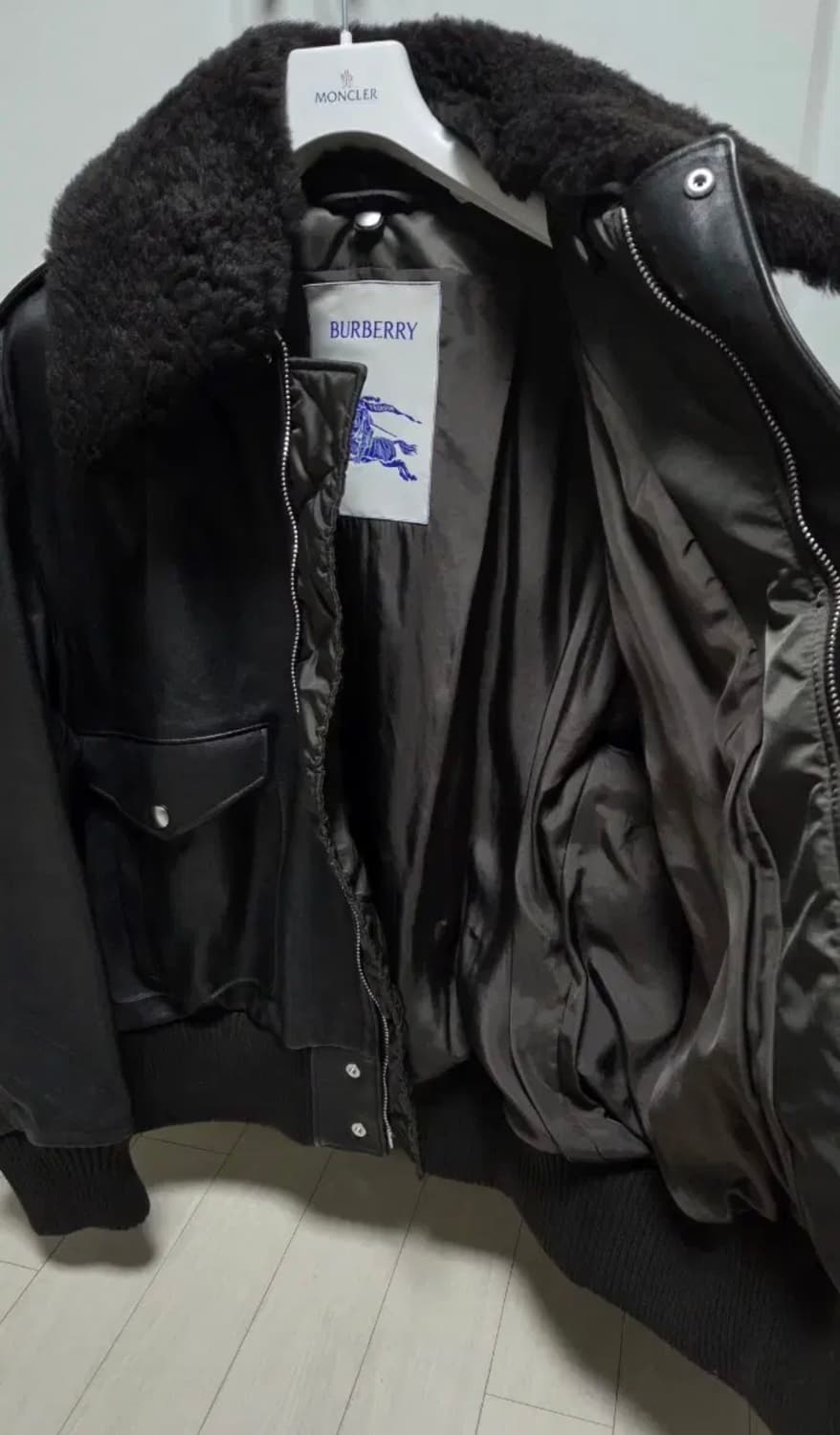 버버리 시어링 리얼 레더 봄버 자켓 상품이미지2