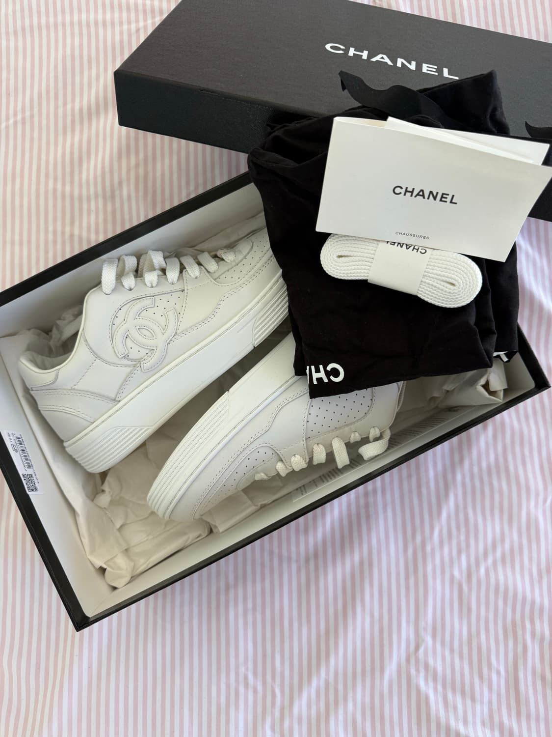 샤넬포스 카프스킨 스니커즈 EU 37.5 화이트 상품이미지1