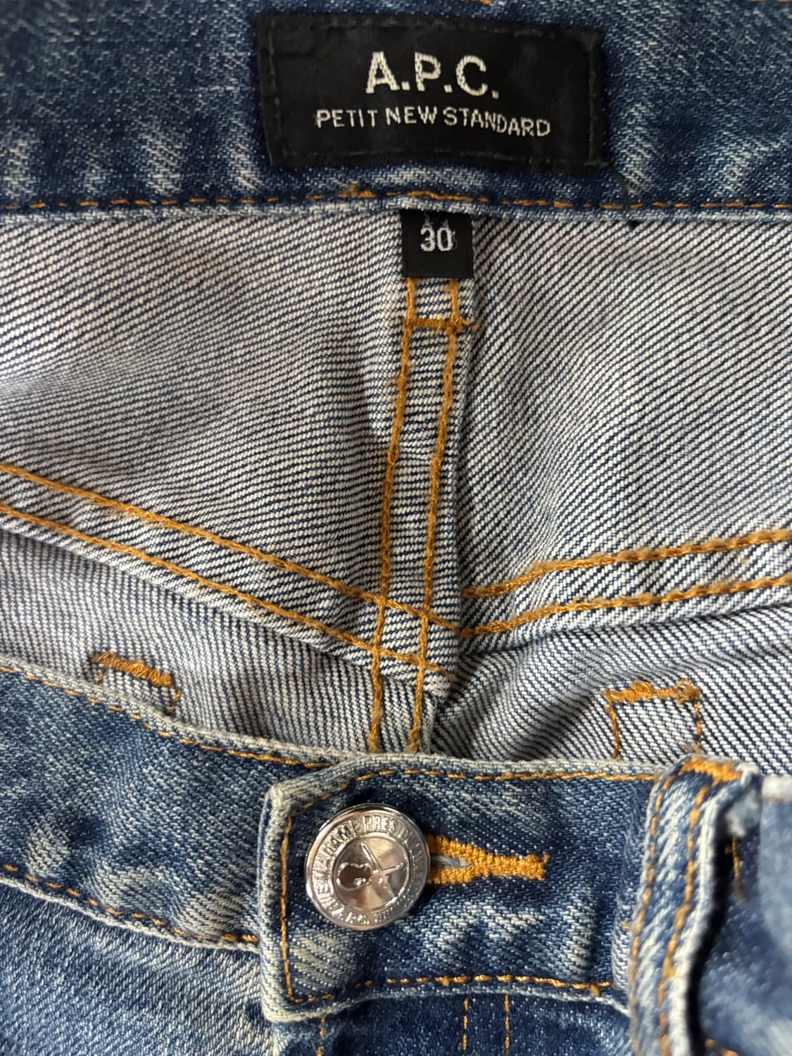 아페쎄 A.P.C. 쁘띠 뉴스탠다드 데님 30사이즈 상품이미지3