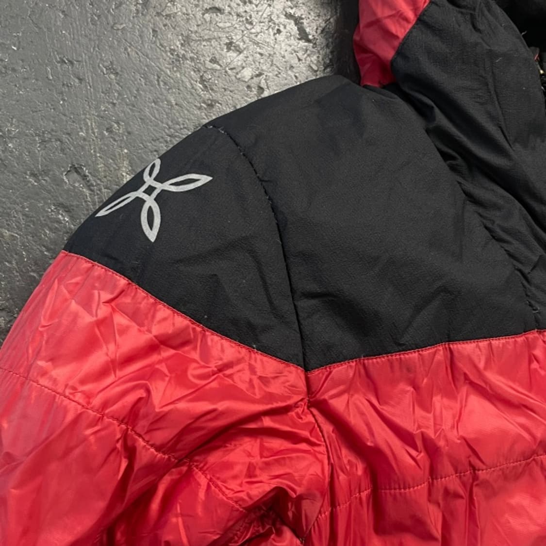 90-95 몬츄라 써밋 듀벳 10 패딩  상품이미지3