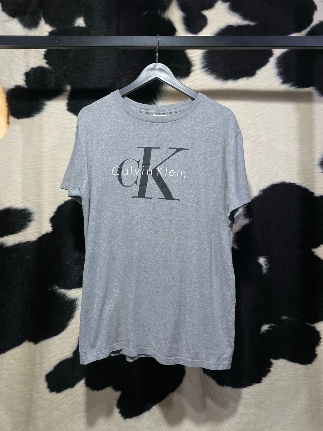 Calvin Klein 로고 프린팅 오버핏 반팔티셔츠 상품이미지2