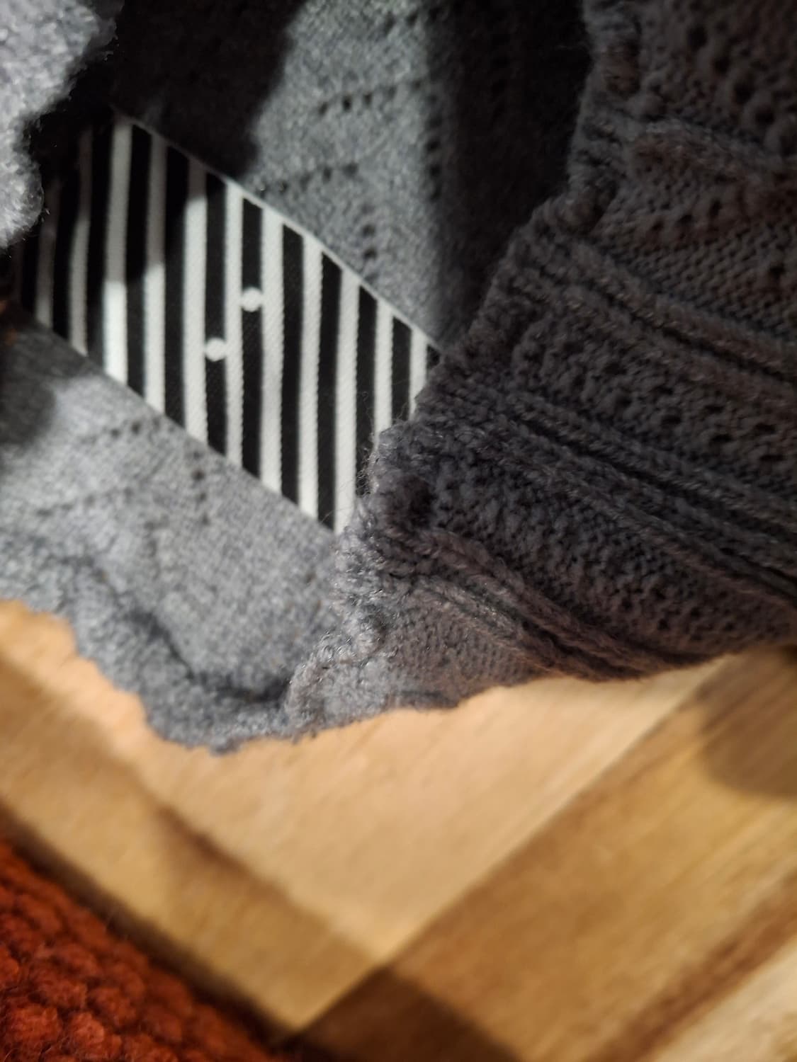 (마지막특가) 피그먼트 반목폴라 패턴니트 새상품 상품이미지2