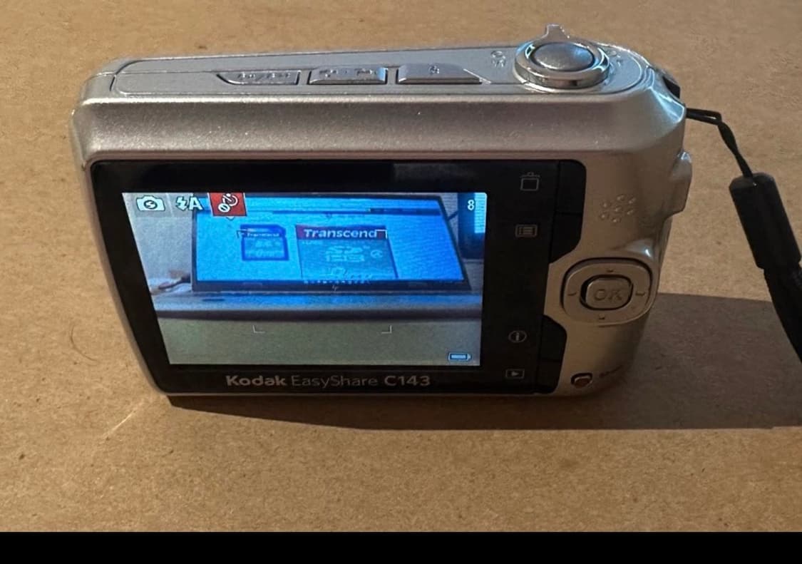 코닥 C143 키키 디카 판매합니다 상품이미지4