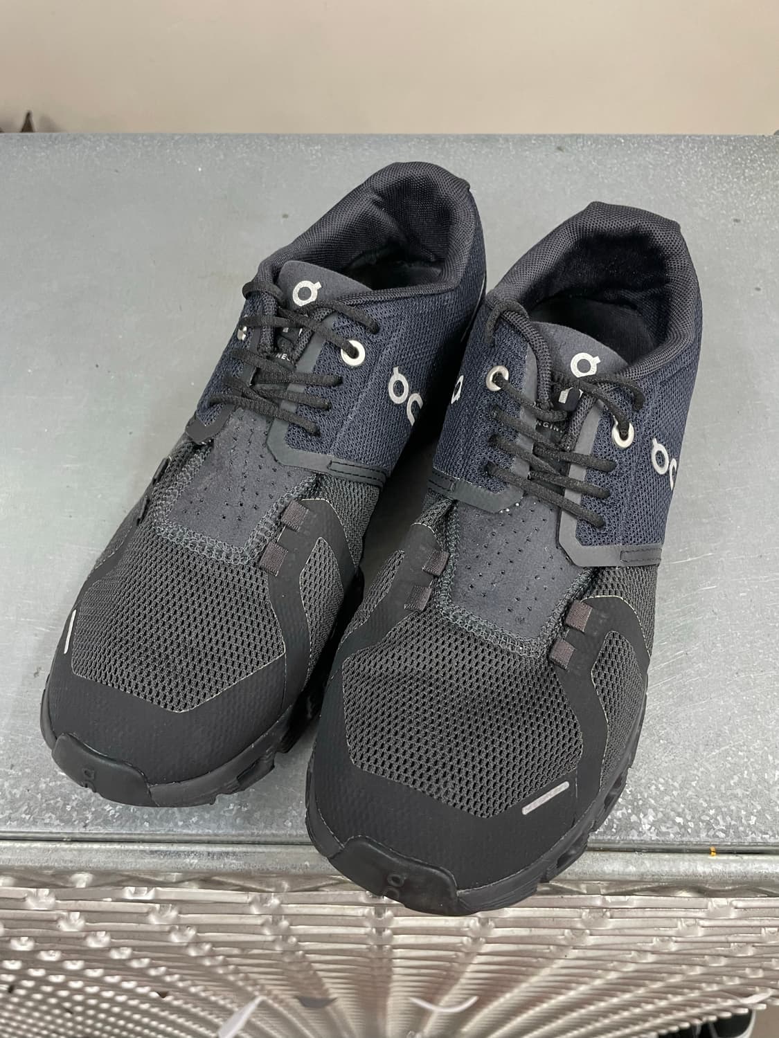 온러닝 클라우드6 블랙 255 (gr-5395) 상품이미지2