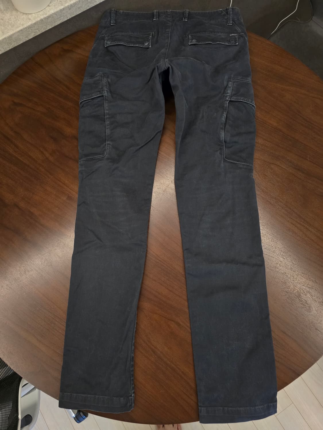 스톤아일랜드 17fw 카고 팬츠 차콜 32 상품이미지3