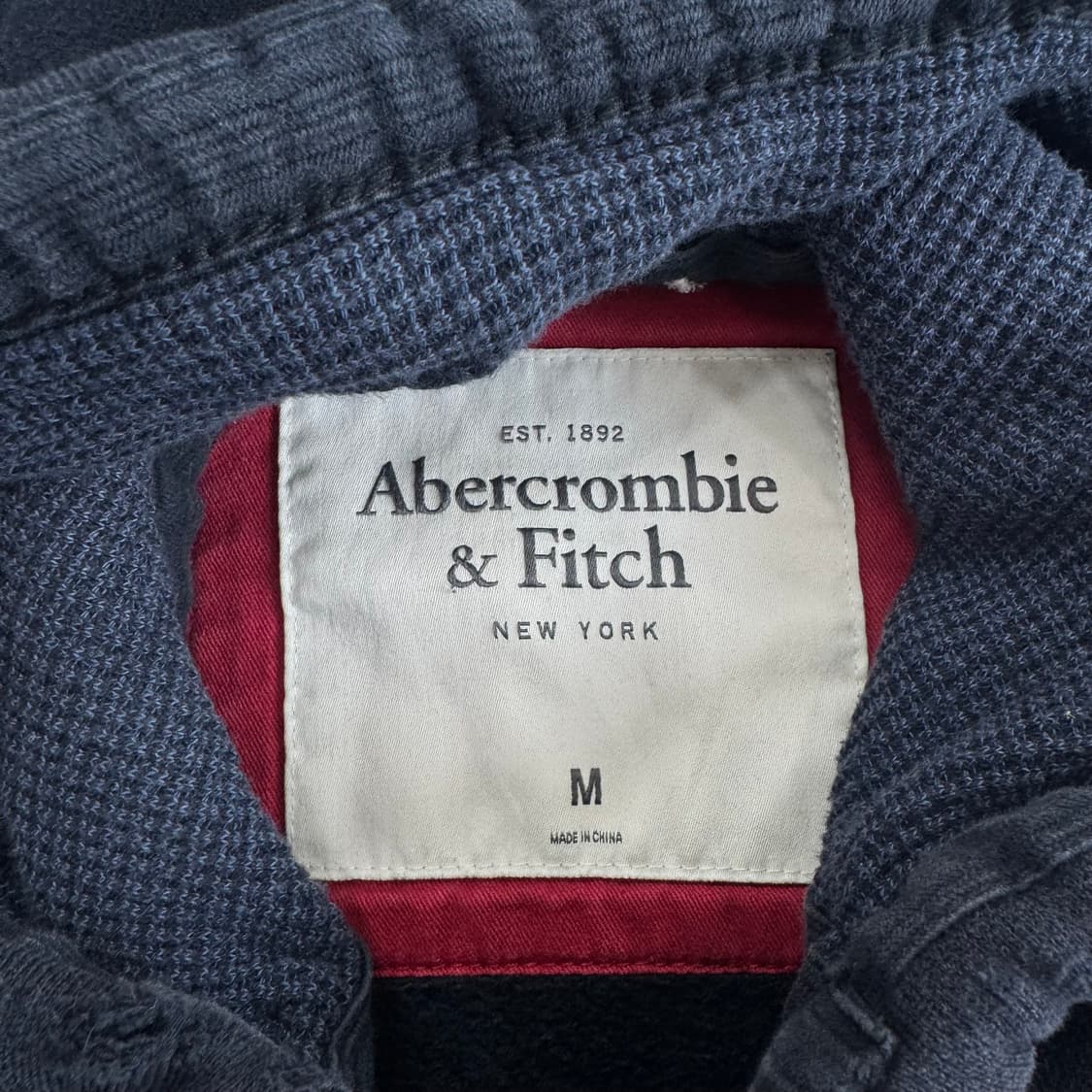 Abercrombie 아베크롬비 레드 레터링 로고 네이비 후드집업 상품이미지5