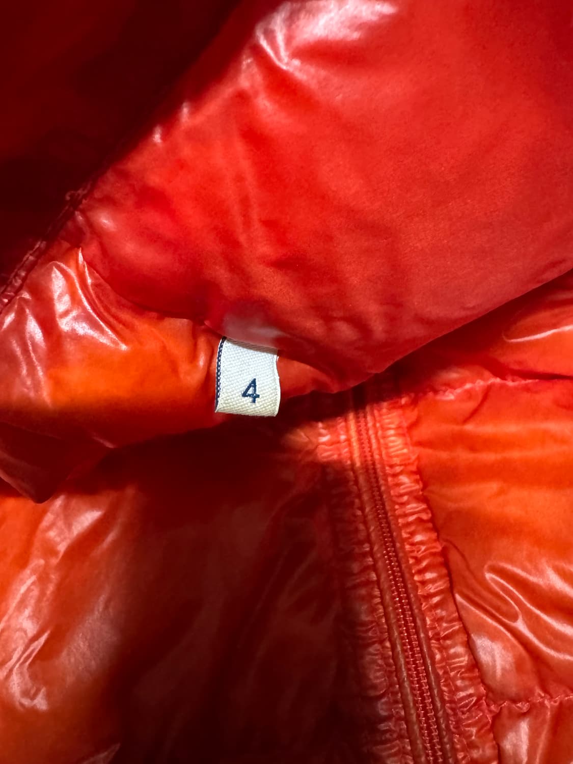 4 몽클레어 GUI 경량 패딩 조끼 상품이미지10