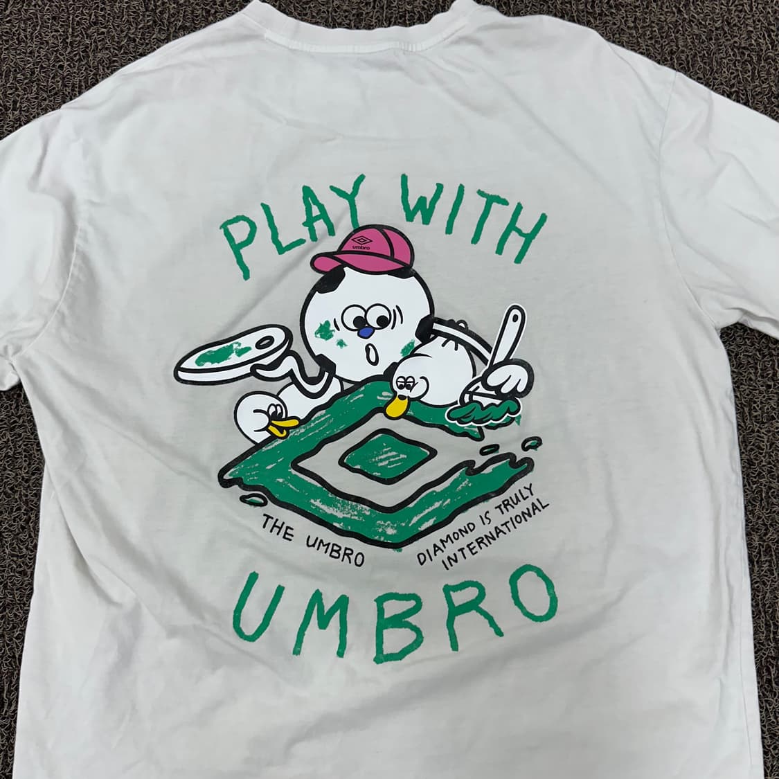 엄브로 반팔티셔츠 화이트 110(2XL) 상품이미지6
