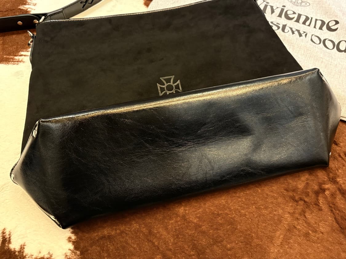 비비안웨스트우드 블랙 낸시 호보백 숄더백 상품이미지7