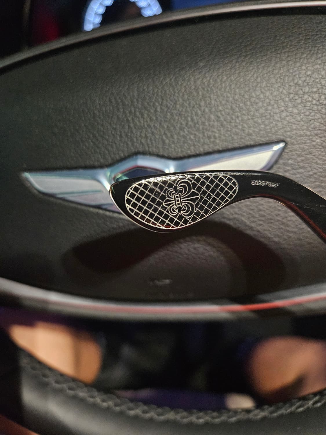 크롬하츠 안경 컨볼루티드 블락 판매합니다  상품이미지4