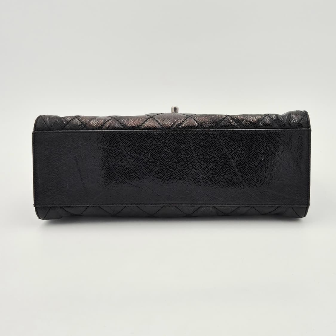 
샤넬 CC 크레이브 빈티지 글레이즈드 캐비어 클래식백 라지
 상품이미지5