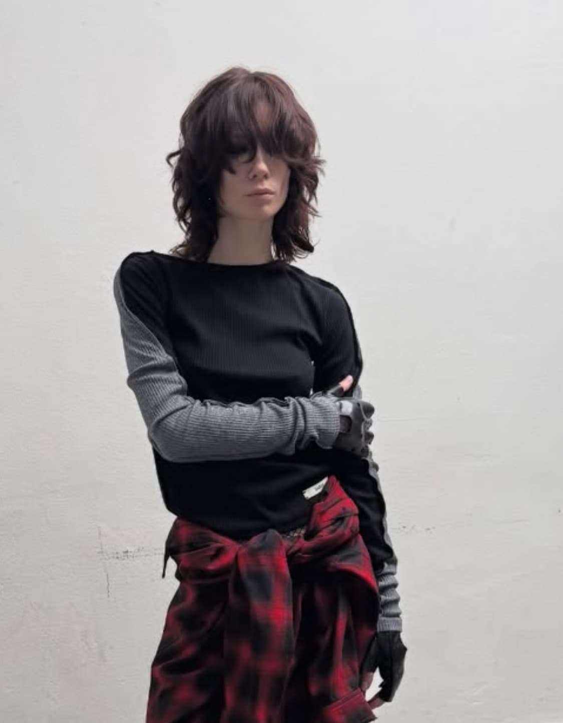 HALF AND HALF LONG SLEEVE TOP 상품이미지1