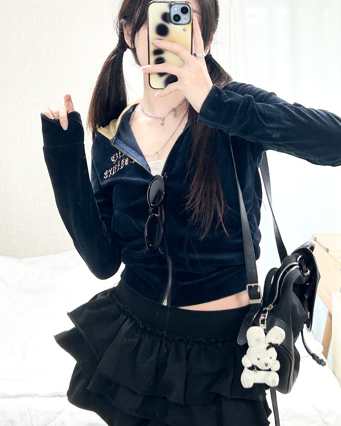 쥬시꾸뛰르 빅로고 네이비 벨벳 후드집업 상품이미지2