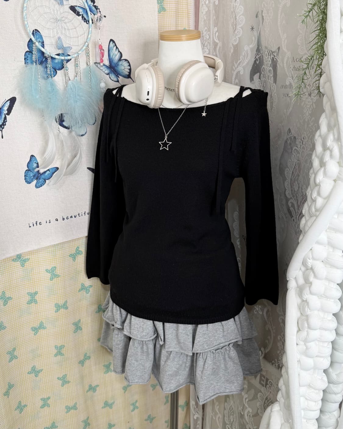 블랙 숄더 리본 니트 상품이미지3