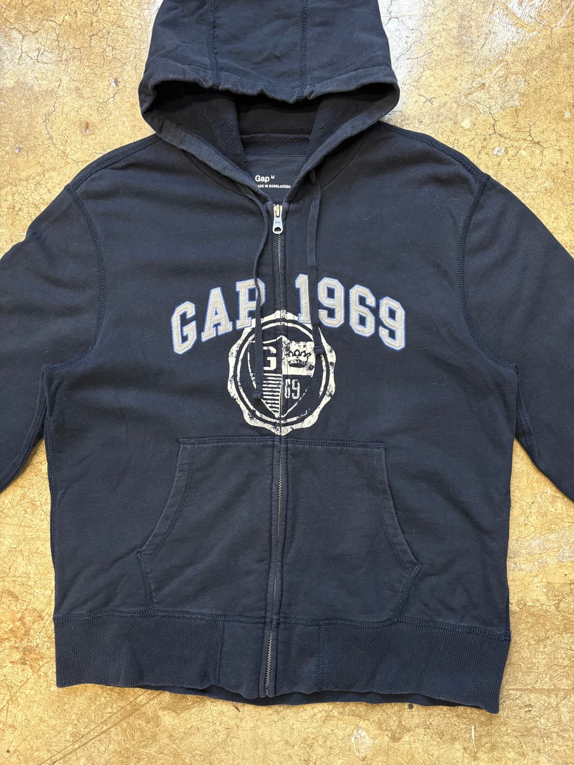 갭 GAP 자수 네이비 후드집업 상품이미지2