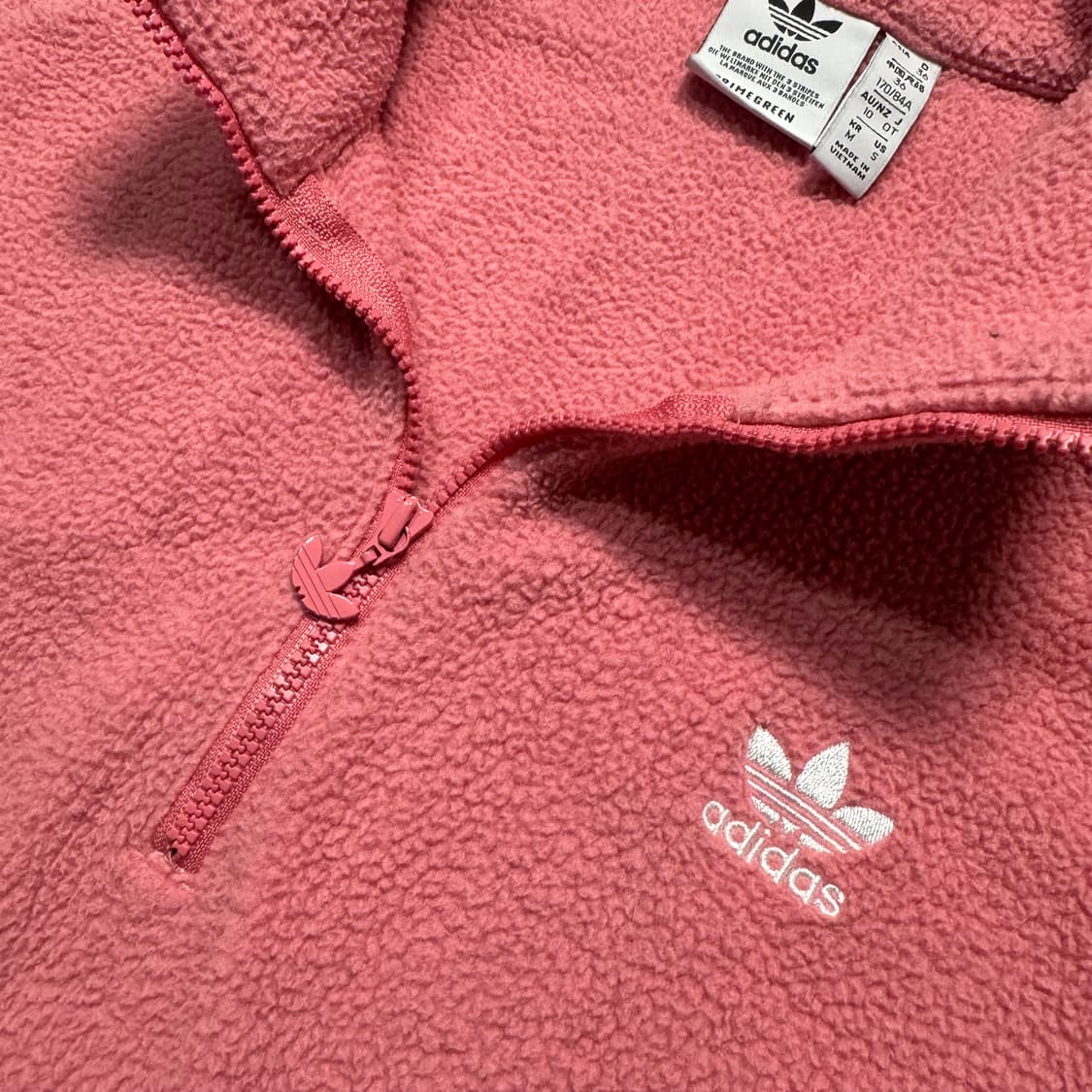 Name : 아디다스 시그니처로고 딸기우유 오버핏 반집업 후리스 :) 상품이미지3