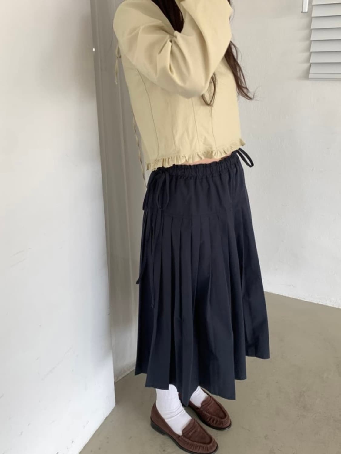 샵움드 메이드 플리츠 스커트 챠콜 상품이미지2
