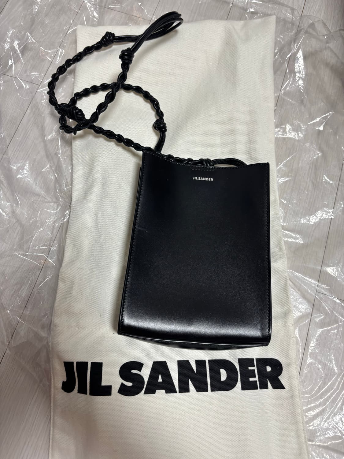 (F) 질샌더 탱글백 스몰 블랙 상품이미지1