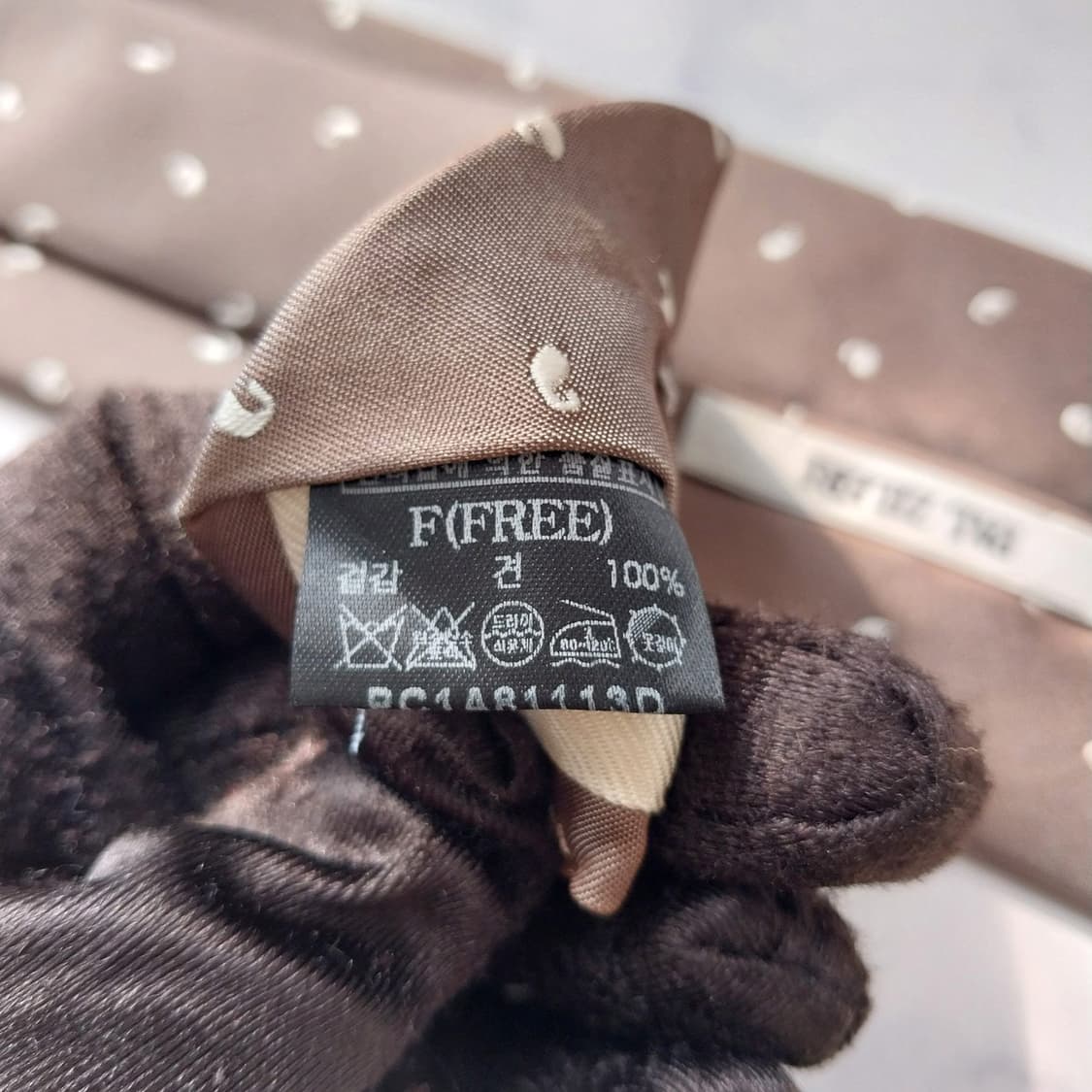 빨질레리 실크  마이크로 패턴 넥타이 8.2cm A등급 K2105
 상품이미지9