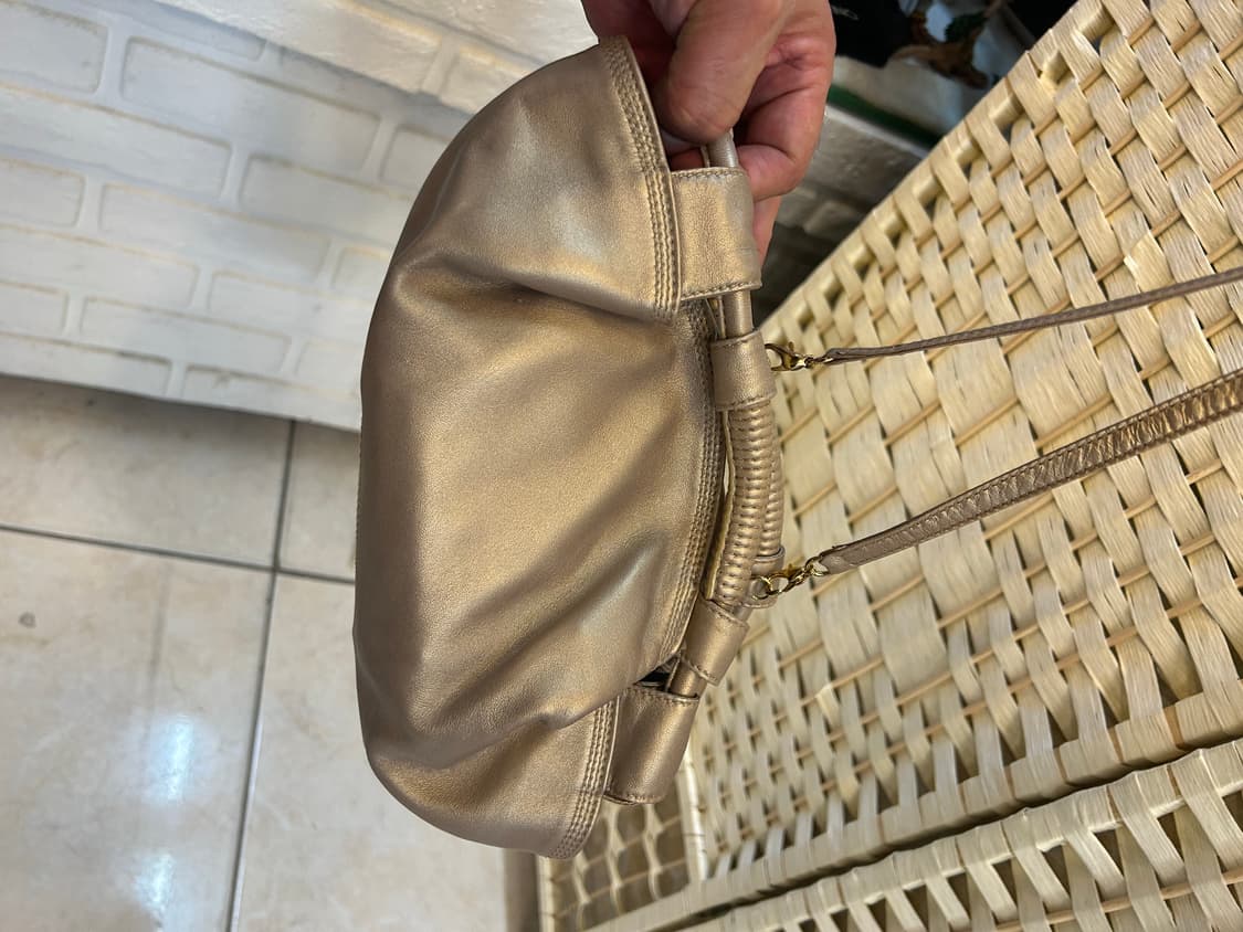 정품 로에베 컬렉션 크로스백 팝니다 상품이미지4