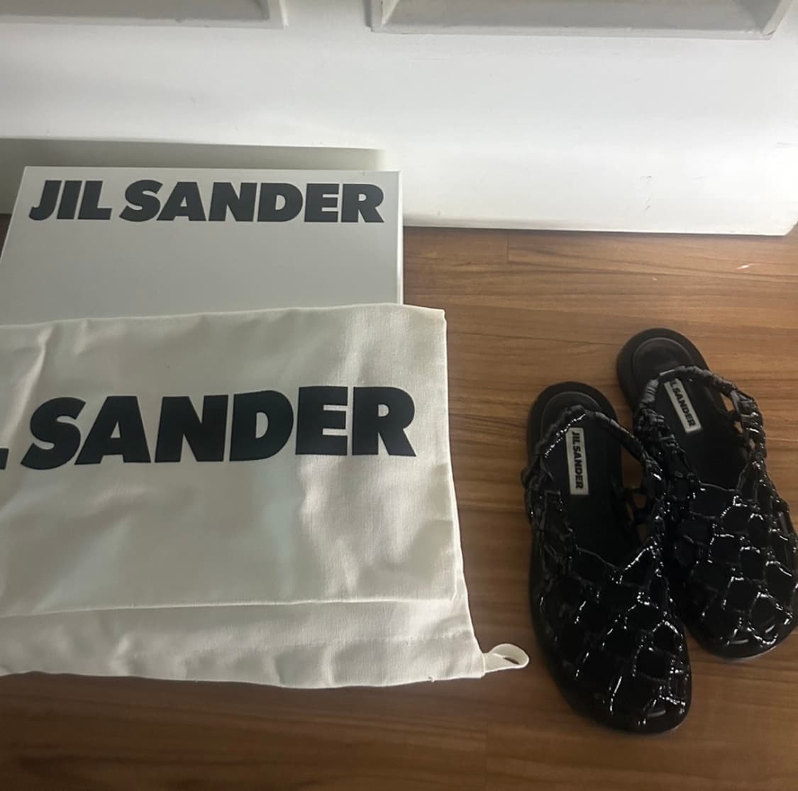 질샌더 블랙 메쉬 샌들 37사이즈 상품이미지1