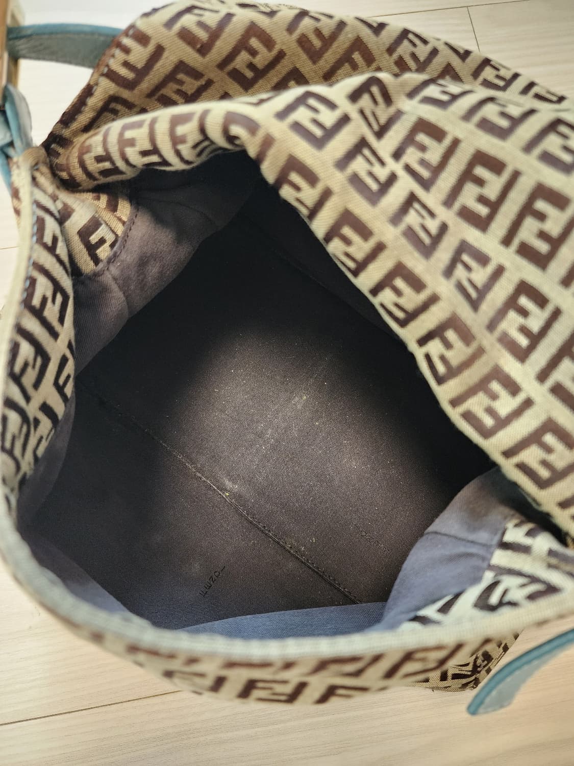 정품 펜디 쥬카 맘마백 상품이미지7