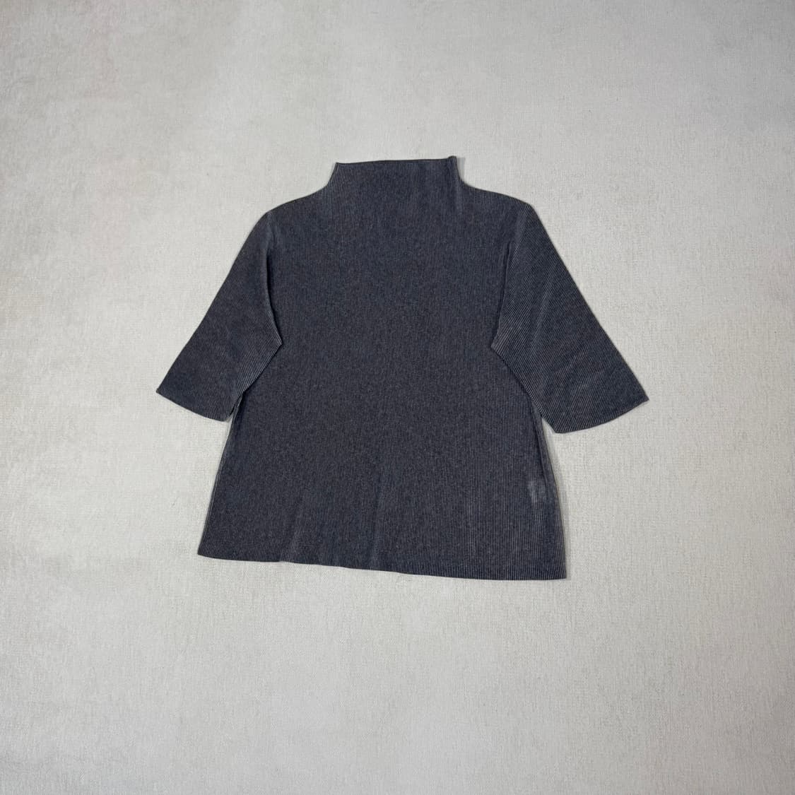 Pleats Please Gray Short Top  상품이미지4