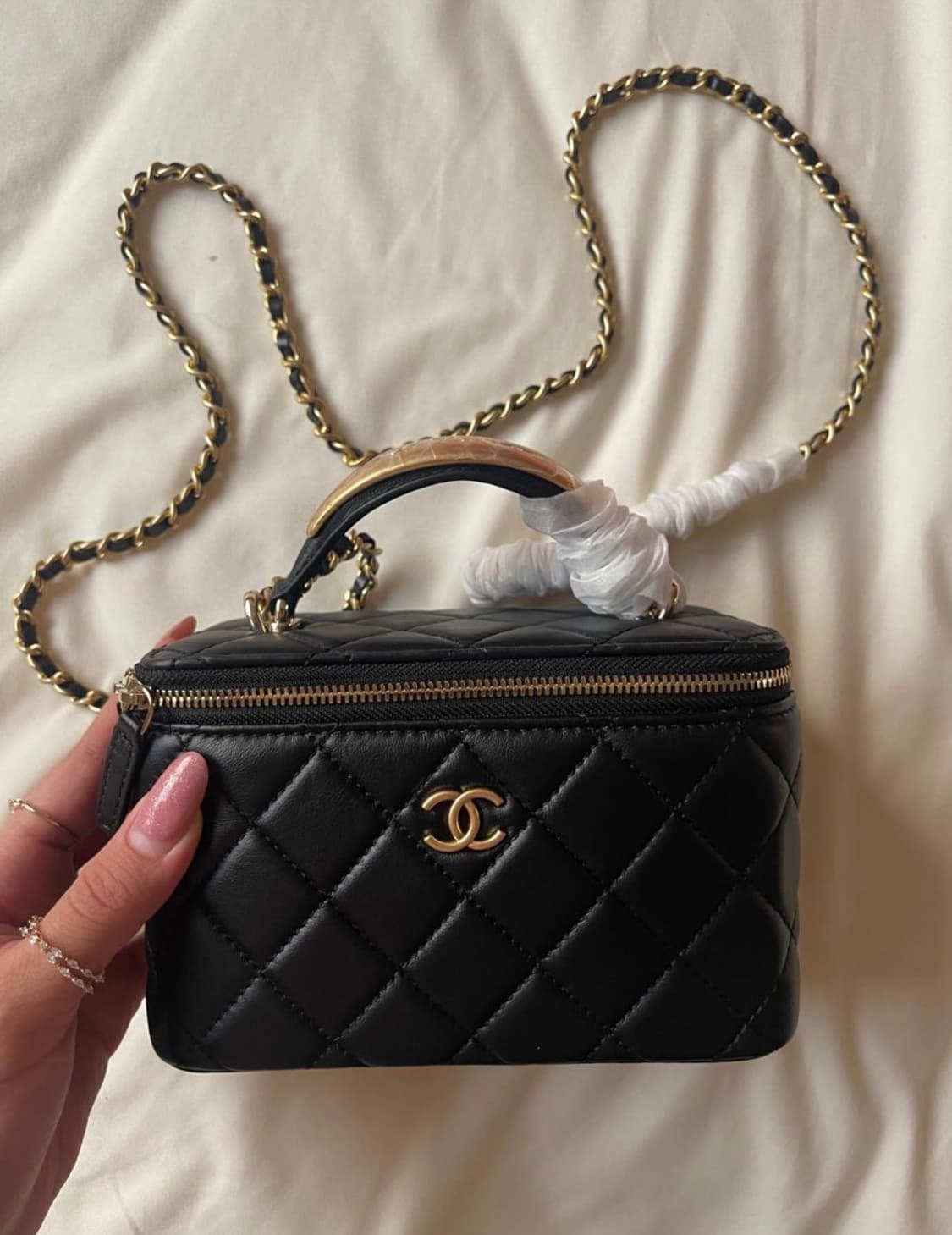 샤넬 뷰티 베니티 탑 핸들 크로스백  상품이미지1